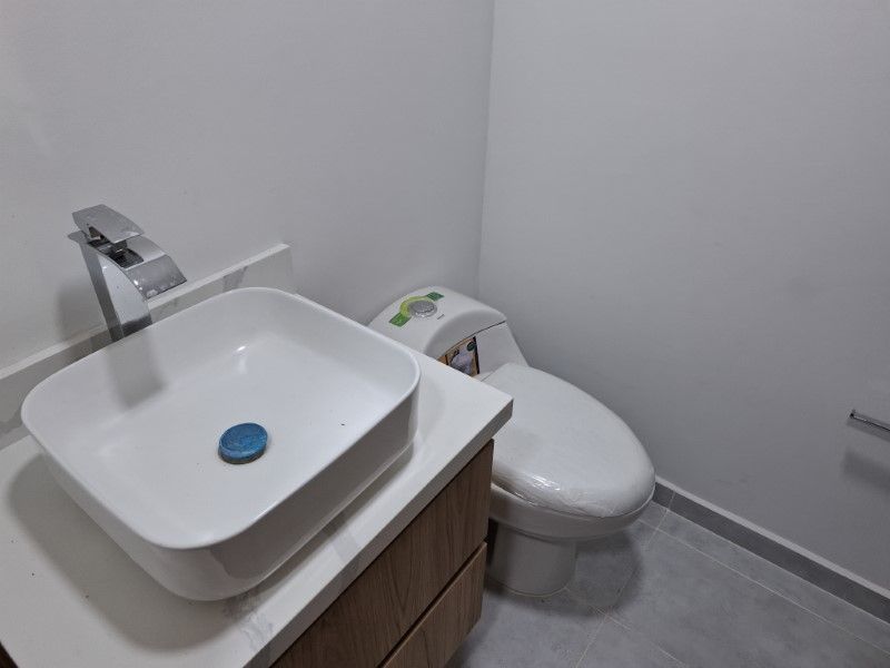 Apartamento en venta ubicado en Medellín, sector Avenida Bolivariana - 7