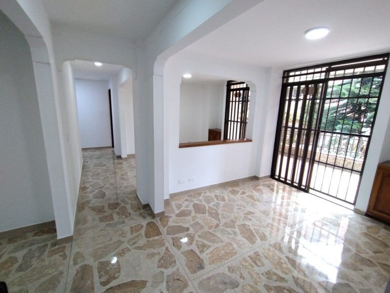 Apartamento en venta ubicado en Medellín, sector Laureles - 4