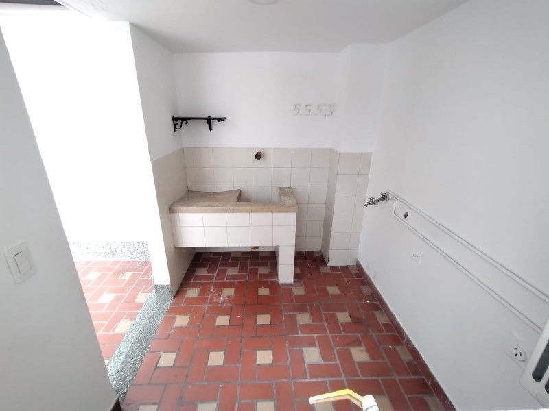 Apartamento en venta ubicado en Medellín, sector Laureles - 20