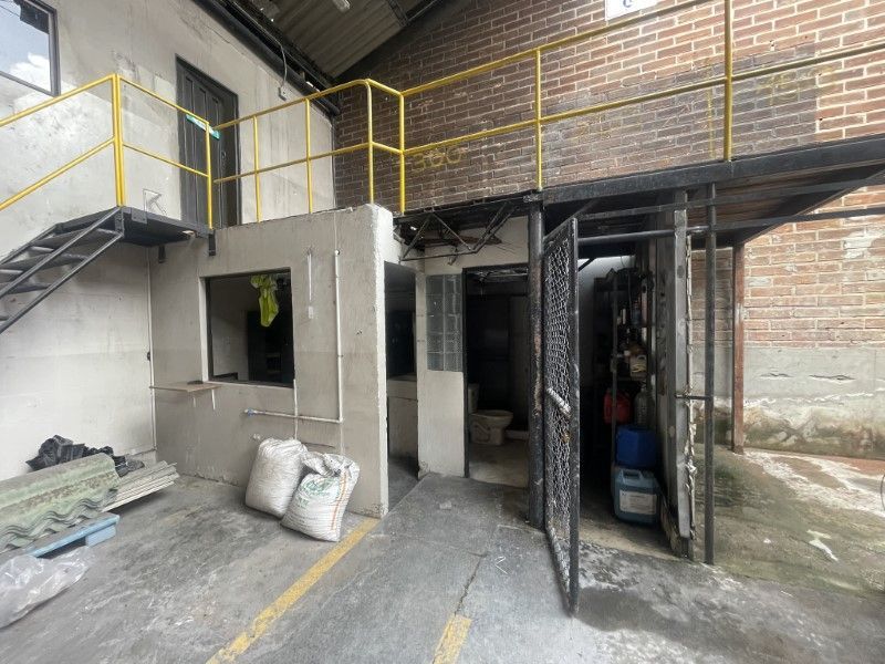 Bodega en venta ubicada en Sabaneta, sector Restrepo Naranjo - 10