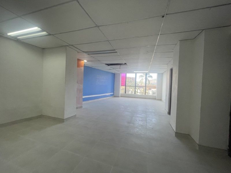 Oficina en arriendo ubicada en Medellín, sector Avenida Nutibara - 5