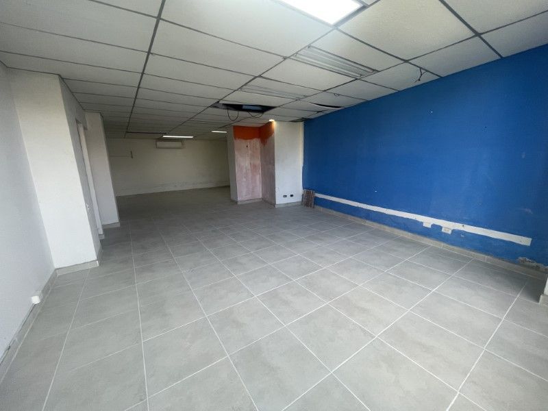 Oficina en arriendo ubicada en Medellín, sector Avenida Nutibara - 10