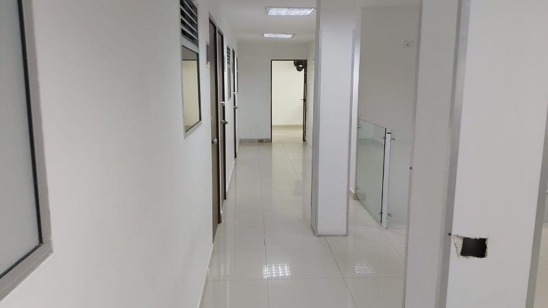 Casa en arriendo ubicada en Medellín, sector Laureles - 8