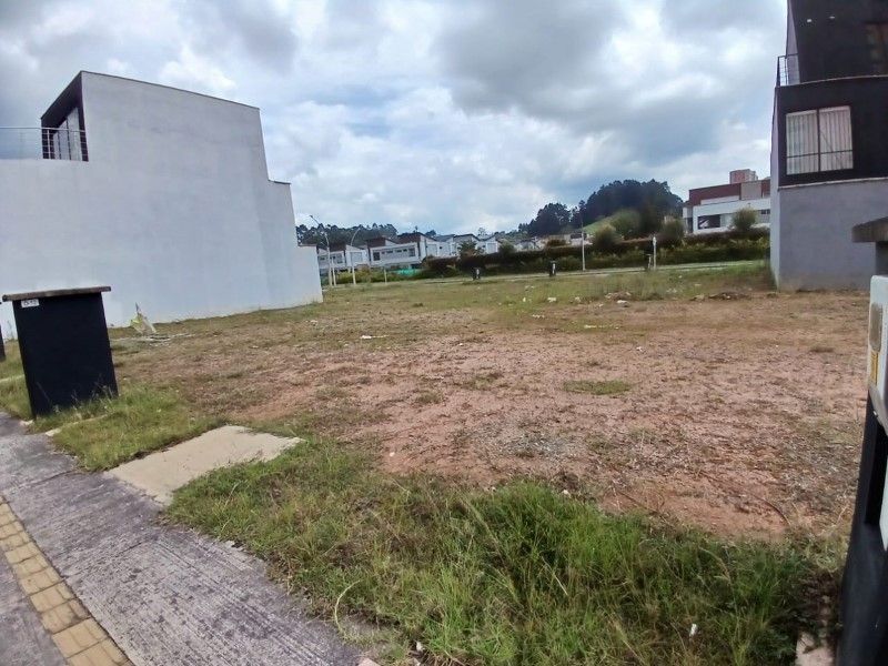 Lote en venta ubicado en Rionegro, sector Lotus - 4