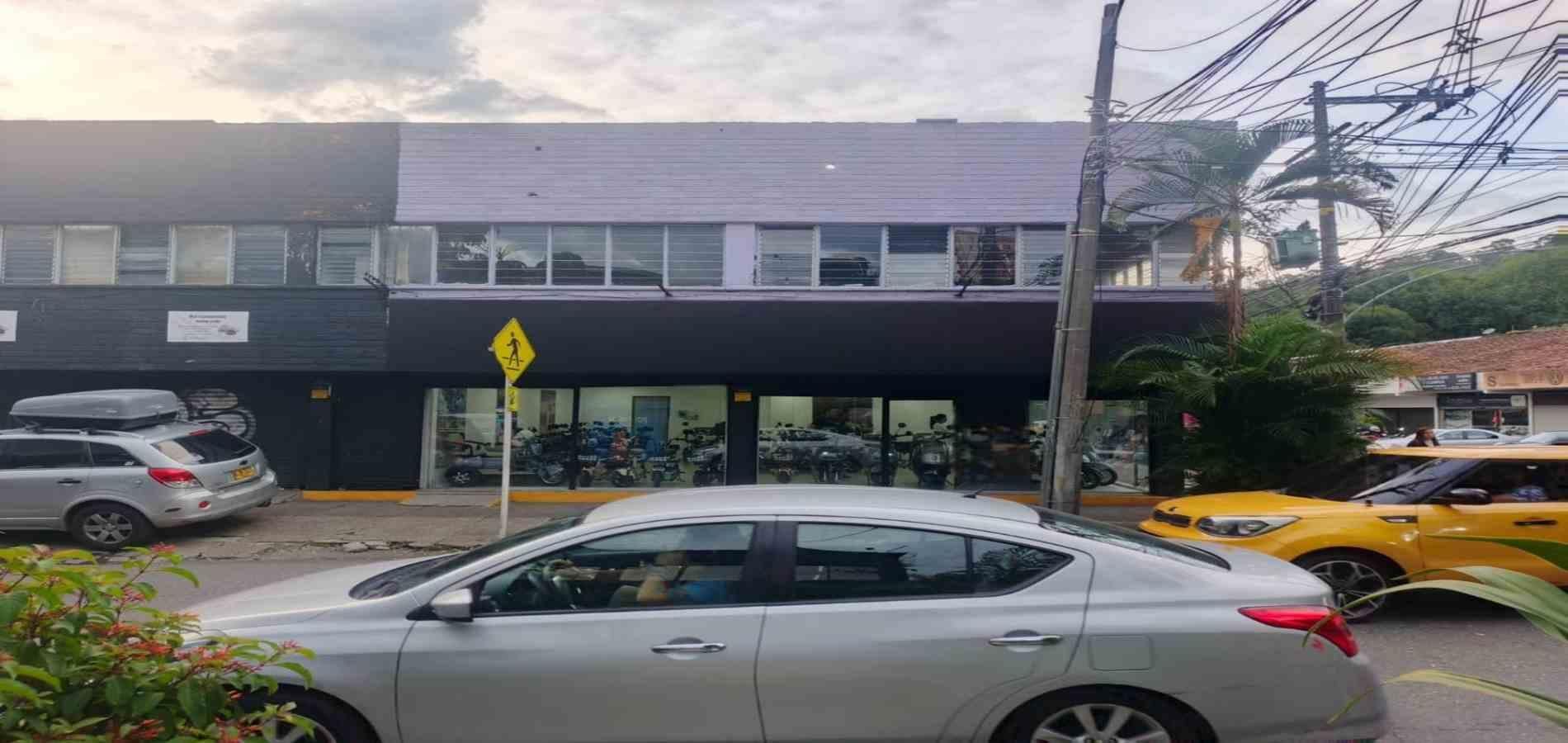Local en venta ubicado en Medellín, sector San Diego - 2