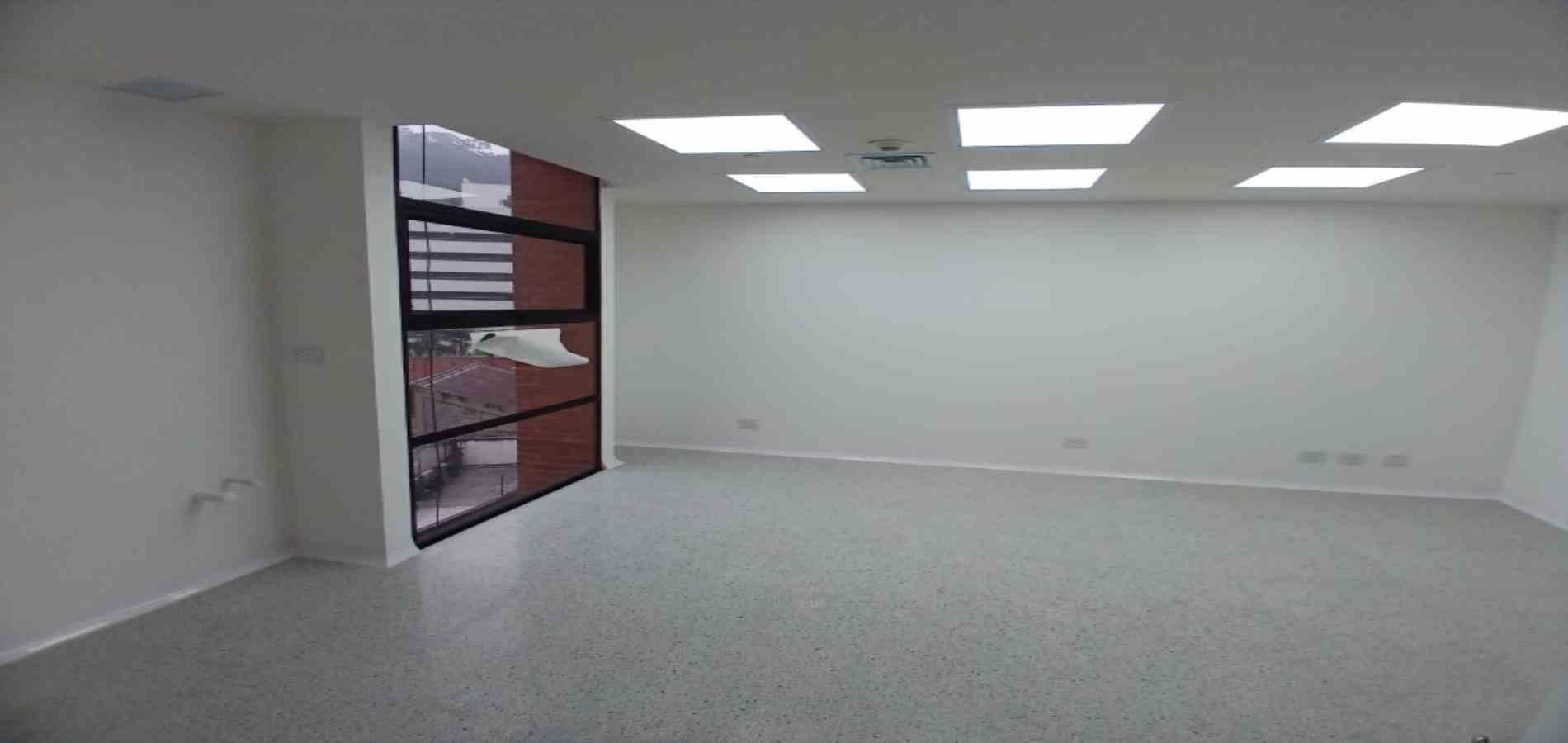 Consultorio en arriendo ubicado en Medellín, sector San Diego - 3