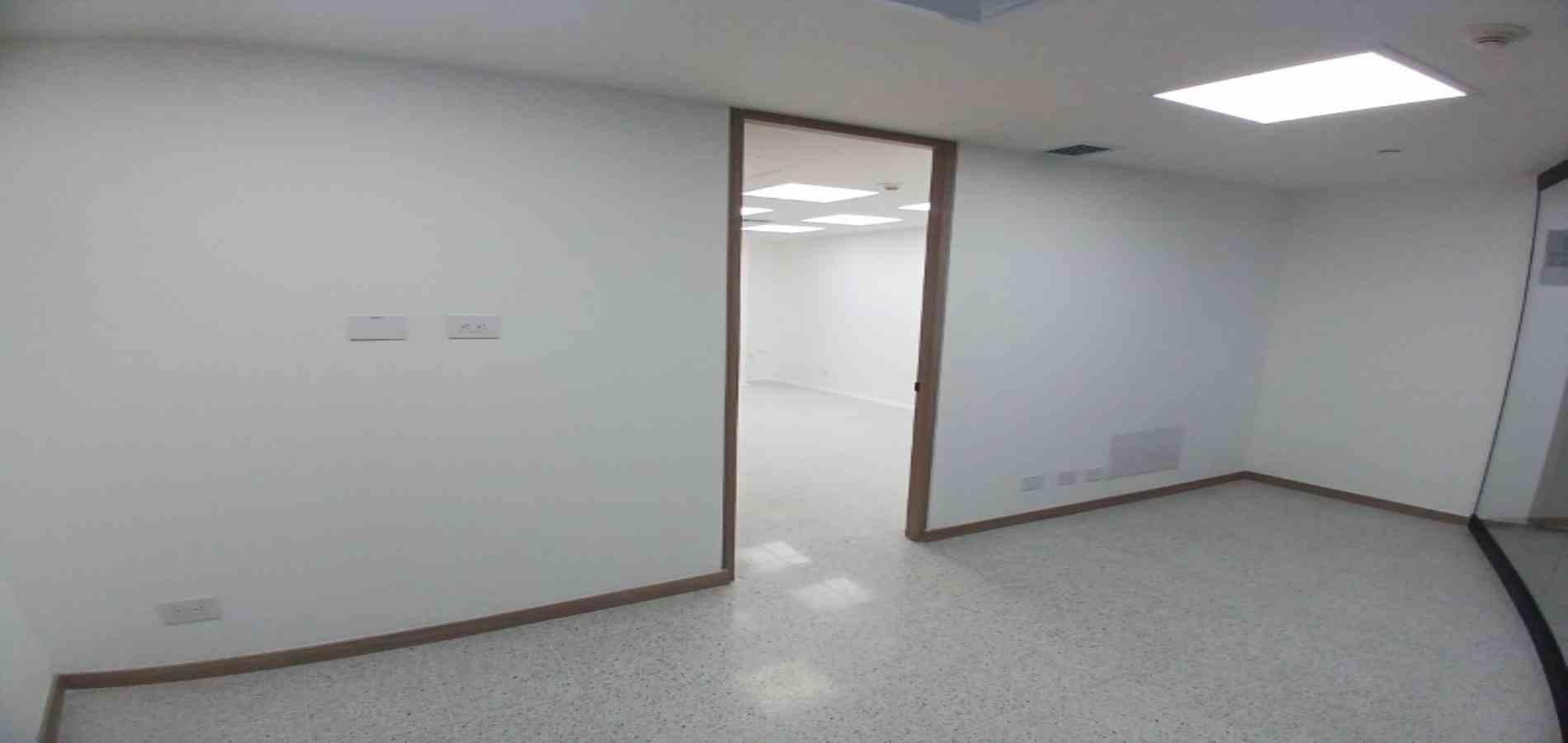 Consultorio en arriendo ubicado en Medellín, sector San Diego - 6