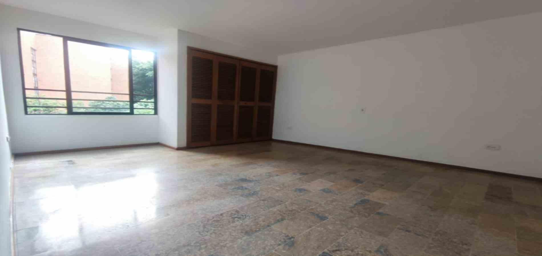Oficina en arriendo ubicada en Medellín, sector Aguacatala - 5