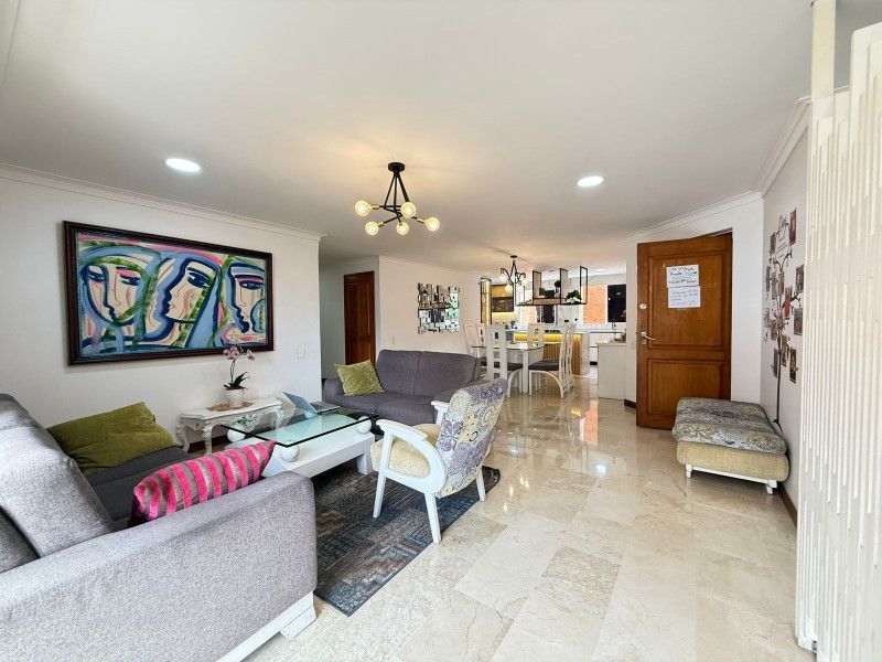 Apartamento en venta ubicado en Medellín, sector Laureles - 4