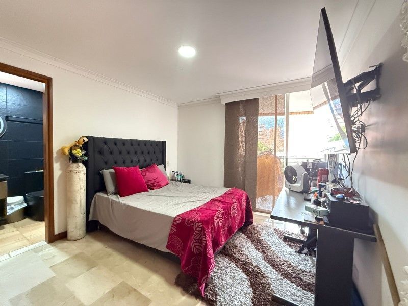 Apartamento en venta ubicado en Medellín, sector Laureles - 11
