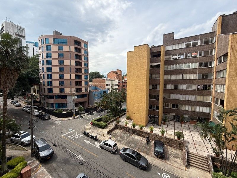 Apartamento en venta ubicado en Medellín, sector Laureles - 24