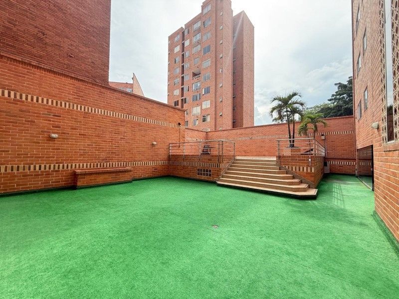 Apartamento en venta ubicado en Medellín, sector Laureles - 28