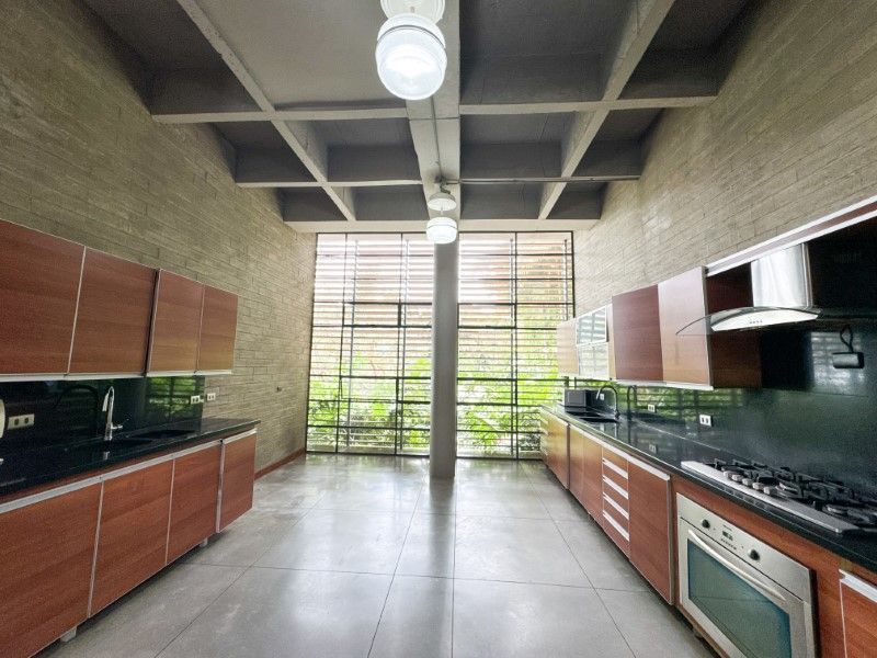 Casa en venta ubicada en Envigado, sector Los Balsos Parte Alta - 12