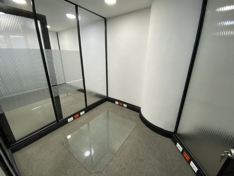Oficina en arriendo ubicada en Medellín, sector Milla de Oro - 5