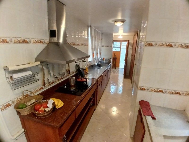 Apartamento en venta ubicado en Medellín, sector Laureles - 7