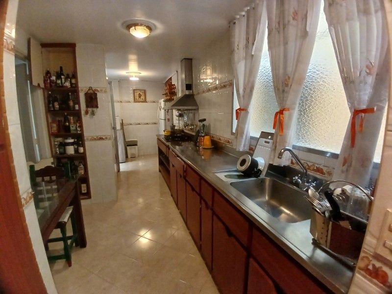 Apartamento en venta ubicado en Medellín, sector Laureles - 8