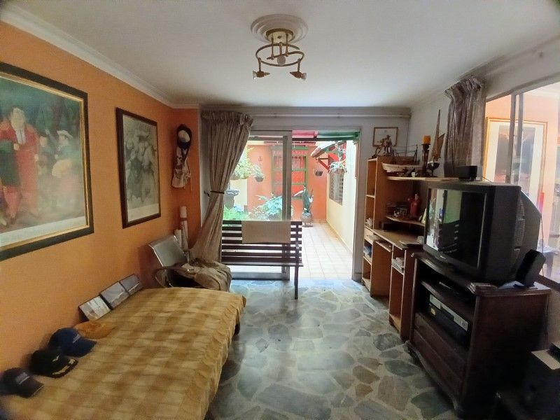 Apartamento en venta ubicado en Medellín, sector Laureles - 9