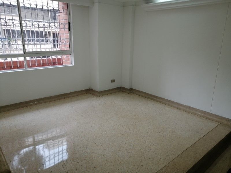 Apartamento en venta ubicado en Medellín, sector Laureles - 4