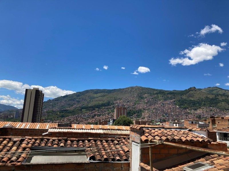 Casa en venta ubicada en Medellín, sector La Milagrosa - 8
