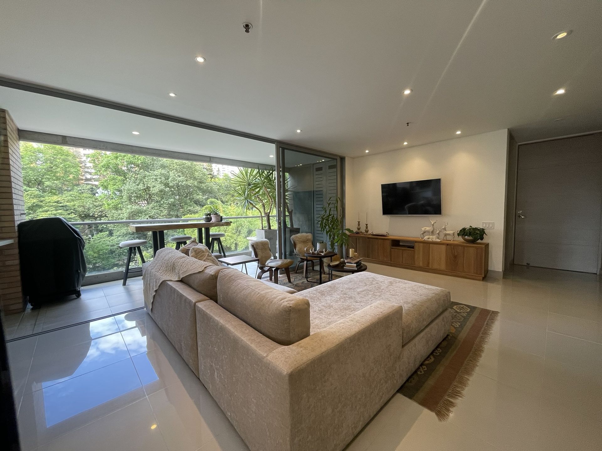 Apartamento en venta ubicado en Medellín, sector Provenza - 2