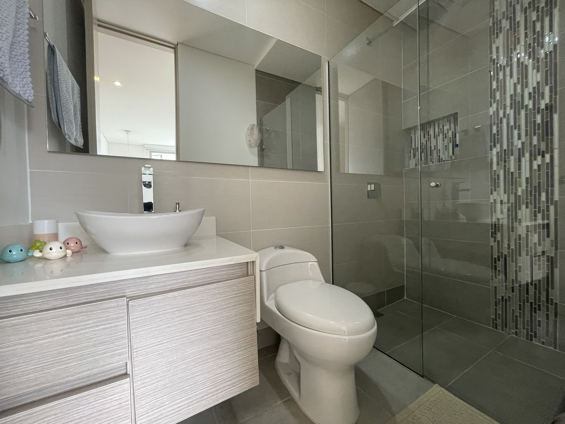 Apartamento en venta ubicado en Medellín, sector Provenza - 16
