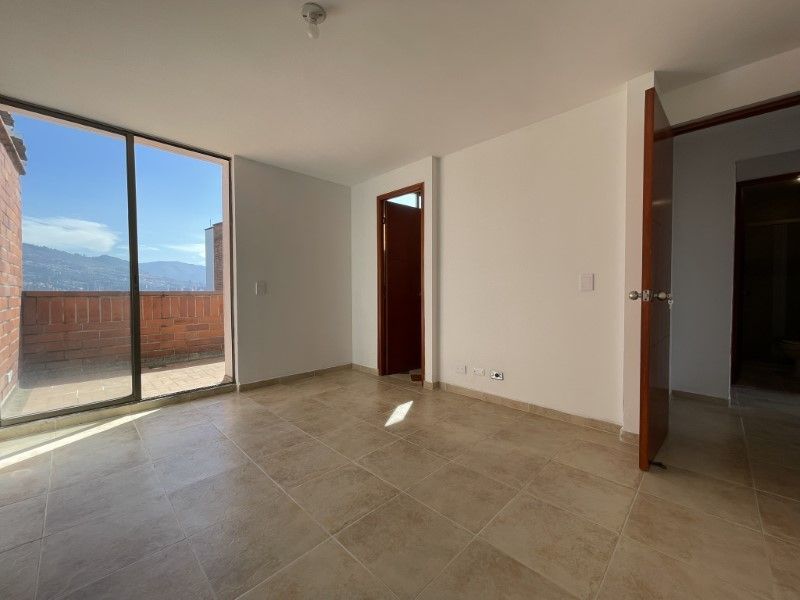 Apartamento en venta ubicado en Medellín, sector Laureles - 5
