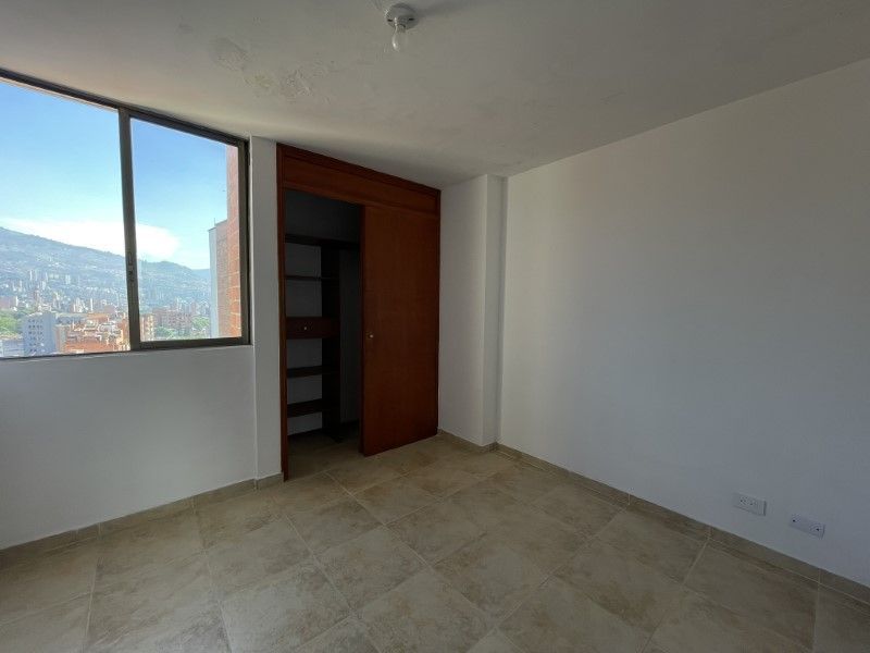 Apartamento en venta ubicado en Medellín, sector Laureles - 6