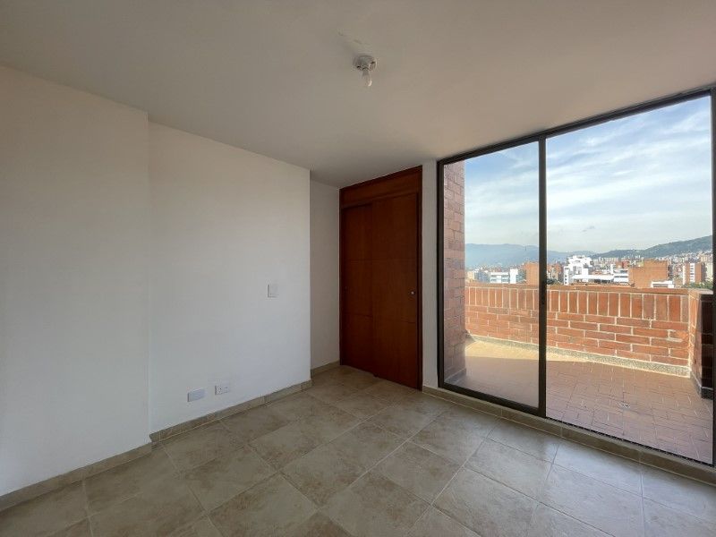 Apartamento en venta ubicado en Medellín, sector Laureles - 7