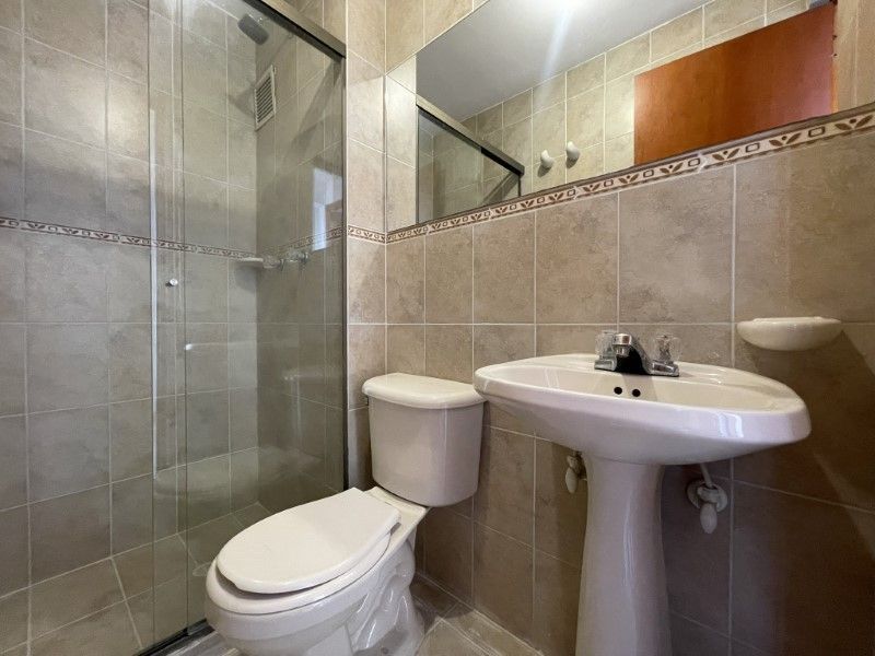 Apartamento en venta ubicado en Medellín, sector Laureles - 12