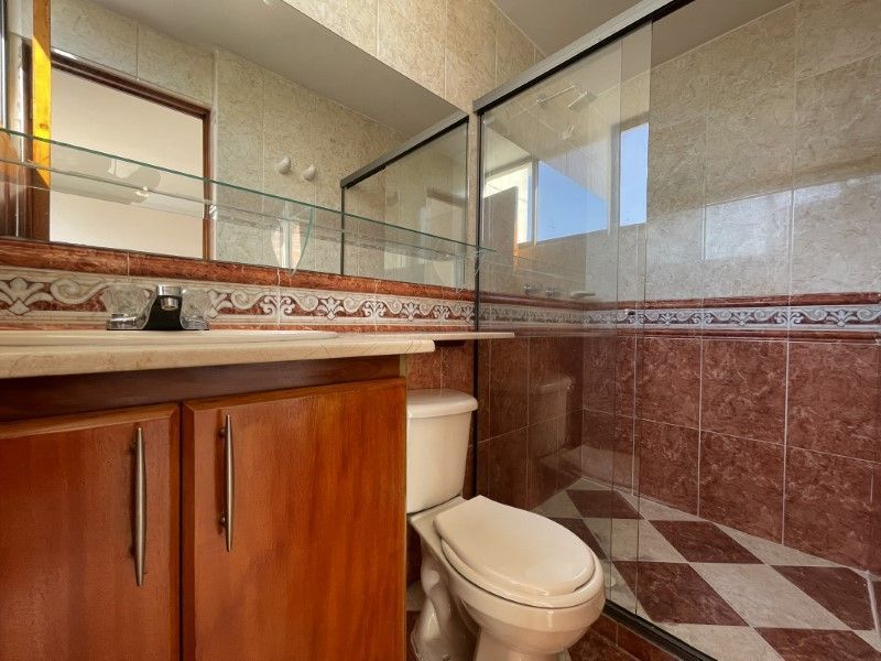 Apartamento en venta ubicado en Medellín, sector Laureles - 13