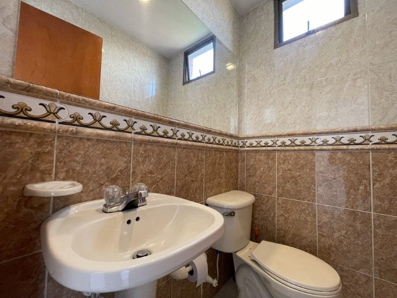 Apartamento en venta ubicado en Medellín, sector Laureles - 14