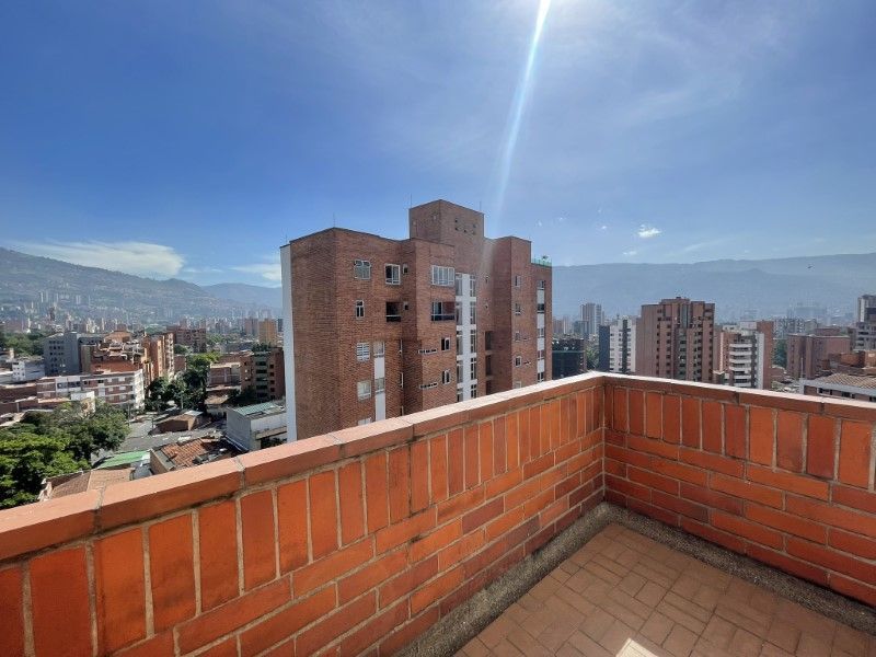 Apartamento en venta ubicado en Medellín, sector Laureles - 19