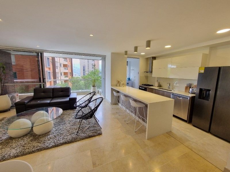 Apartamento en venta ubicado en Medellín, sector Lalinde - 2