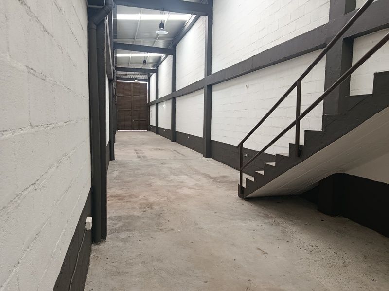 🏡 BODEGA EN ARRIENDO UBICADO EN MEDELLÍN SECTOR BARRIO ANTIOQUIA - 4