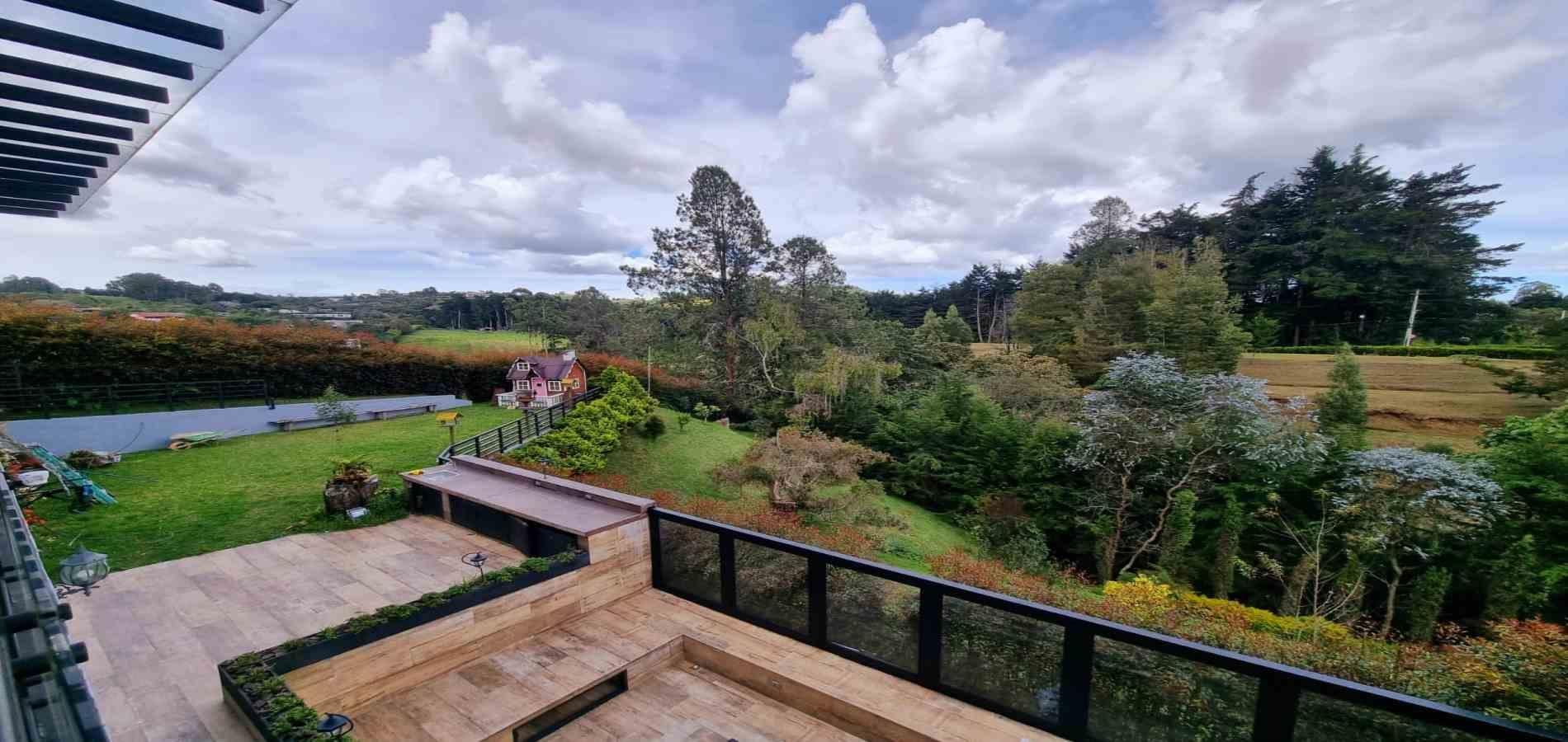 Casa en venta ubicada en Envigado, sector El Penasco - 40