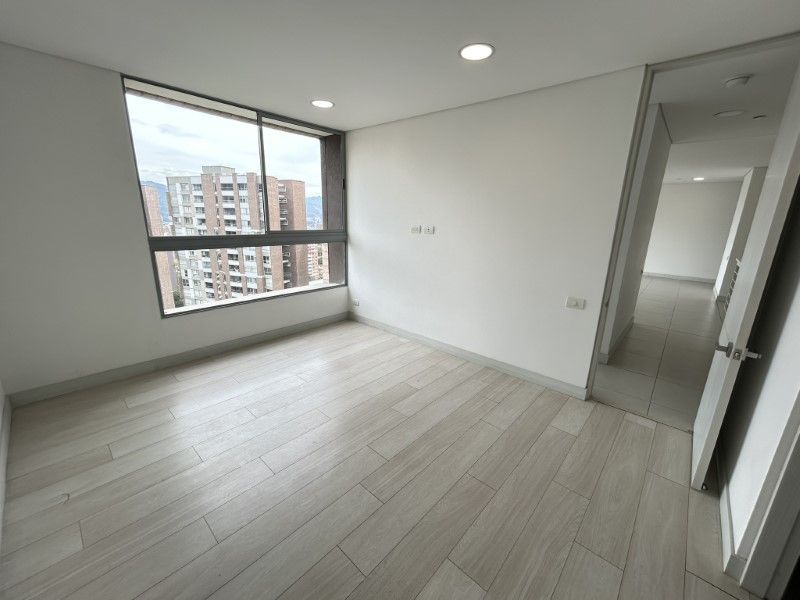 Apartamento en arriendo ubicado en Envigado, sector Loma del Chocho - 14