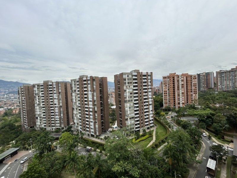 Apartamento en arriendo ubicado en Envigado, sector Loma del Chocho - 25