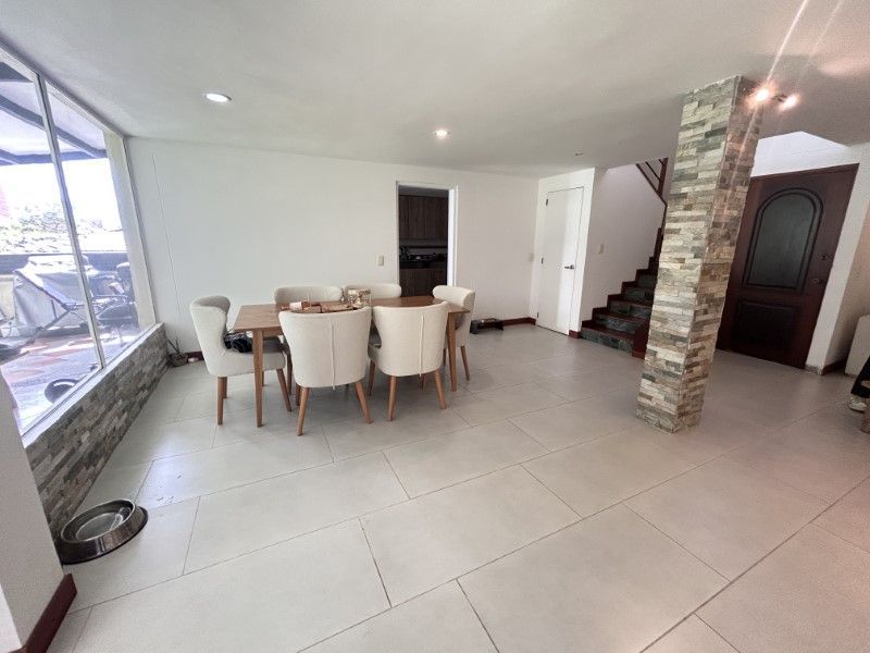 Casa en arriendo ubicada en Medellín, sector El Tesoro - 2