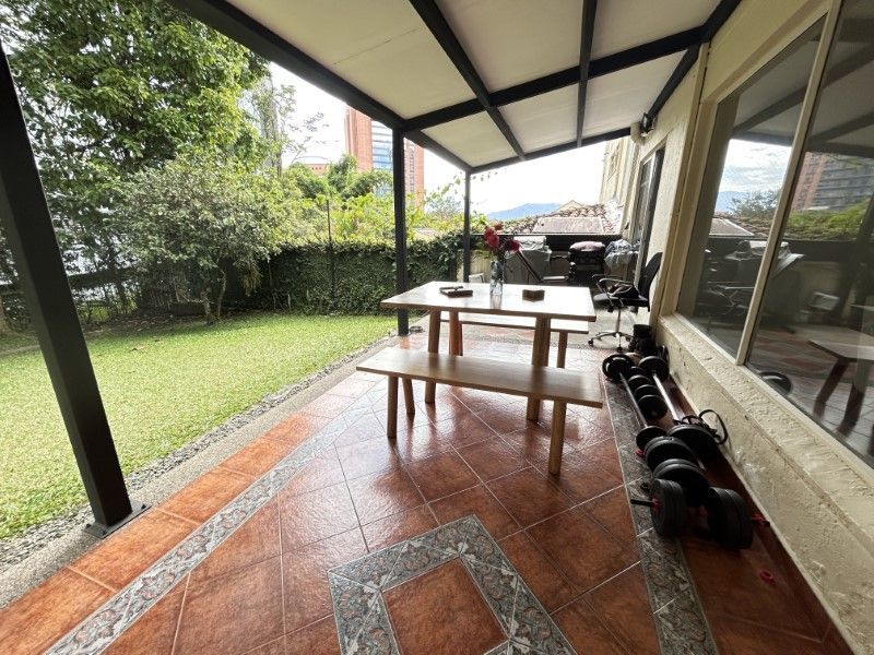 Casa en arriendo ubicada en Medellín, sector El Tesoro - 11