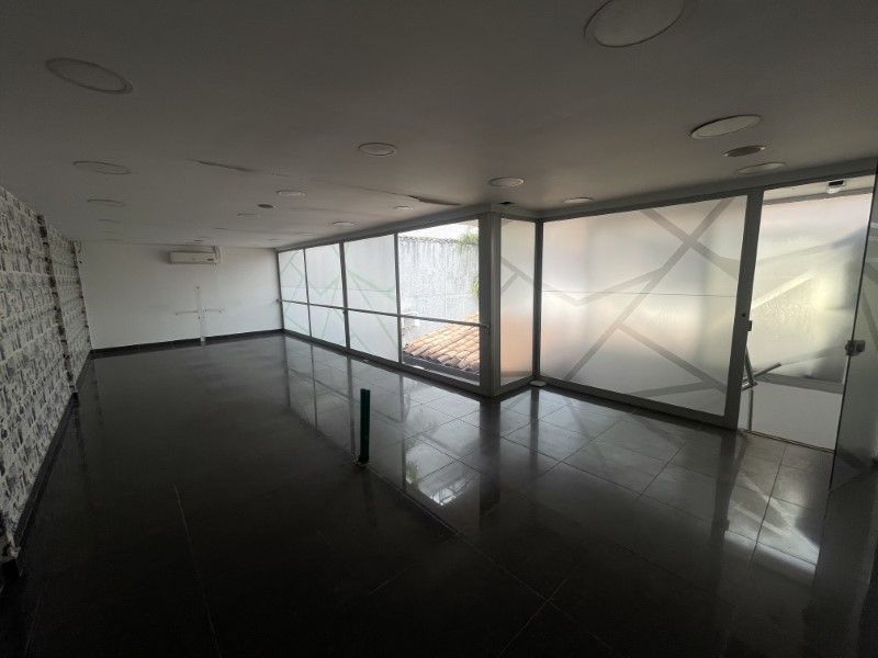 Casa en arriendo ubicada en Medellín, sector Calasanz - 3