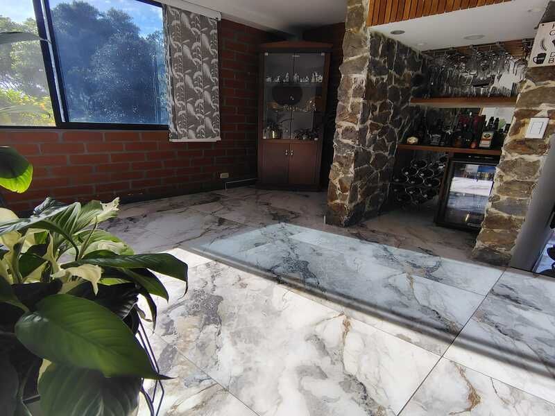 Casa en venta ubicada en Rionegro, sector La Macarena - Frente al Club - 8