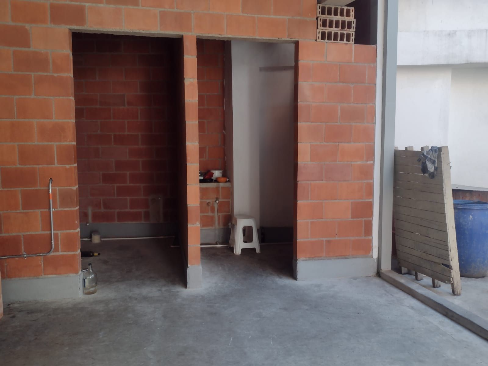 Bodega en arriendo ubicada en Medellín, sector San Juan - 3