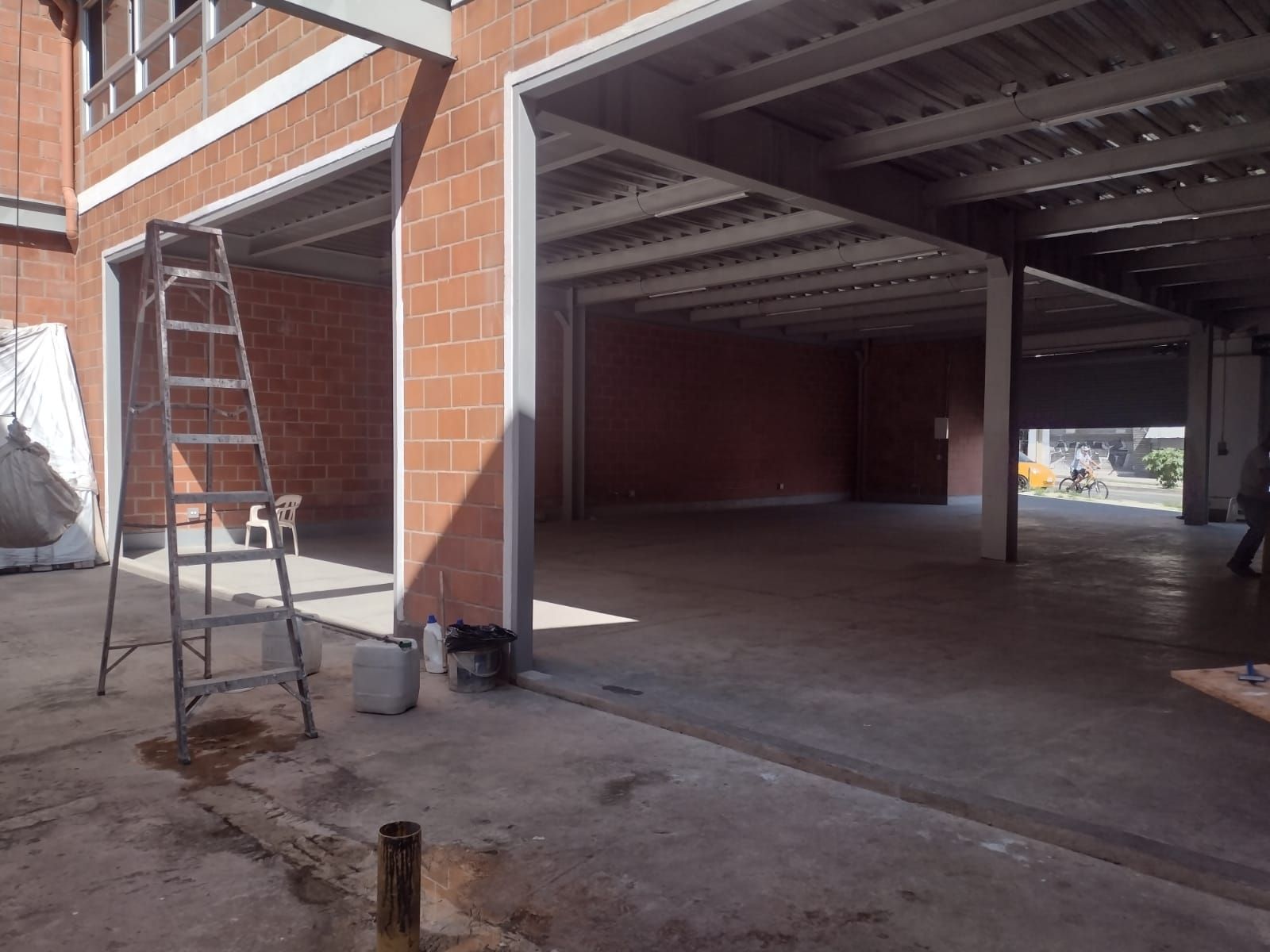 Bodega en arriendo ubicada en Medellín, sector San Juan - 6