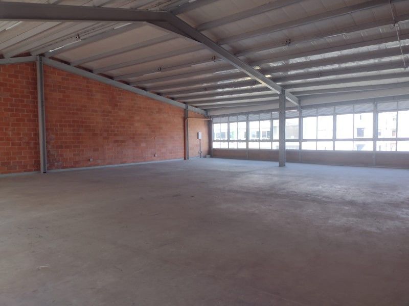 Bodega en arriendo ubicada en Medellín, sector San Juan - 5