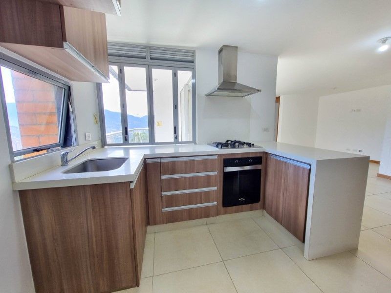Apartamento en venta ubicado en Envigado, sector Loma de las Brujas - 6
