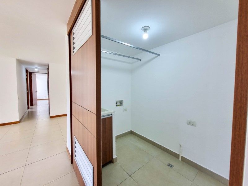 Apartamento en venta ubicado en Envigado, sector Loma de las Brujas - 8