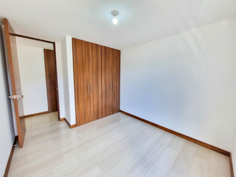 Apartamento en venta ubicado en Envigado, sector Loma de las Brujas - 11