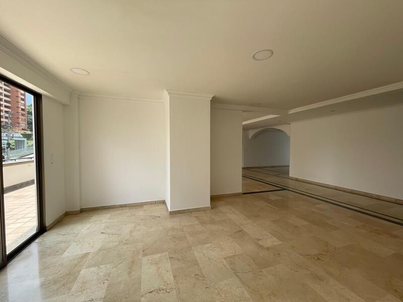 Apartamento en venta ubicado en Medellín, sector Loma de los Parra - 2