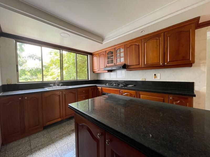 Apartamento en venta ubicado en Medellín, sector Loma de los Parra - 10