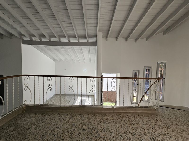 Casa en arriendo ubicada en Medellín, sector Parques del Rio - 4